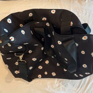 Alice + Olivia Black Daisy Print Travel Tote
